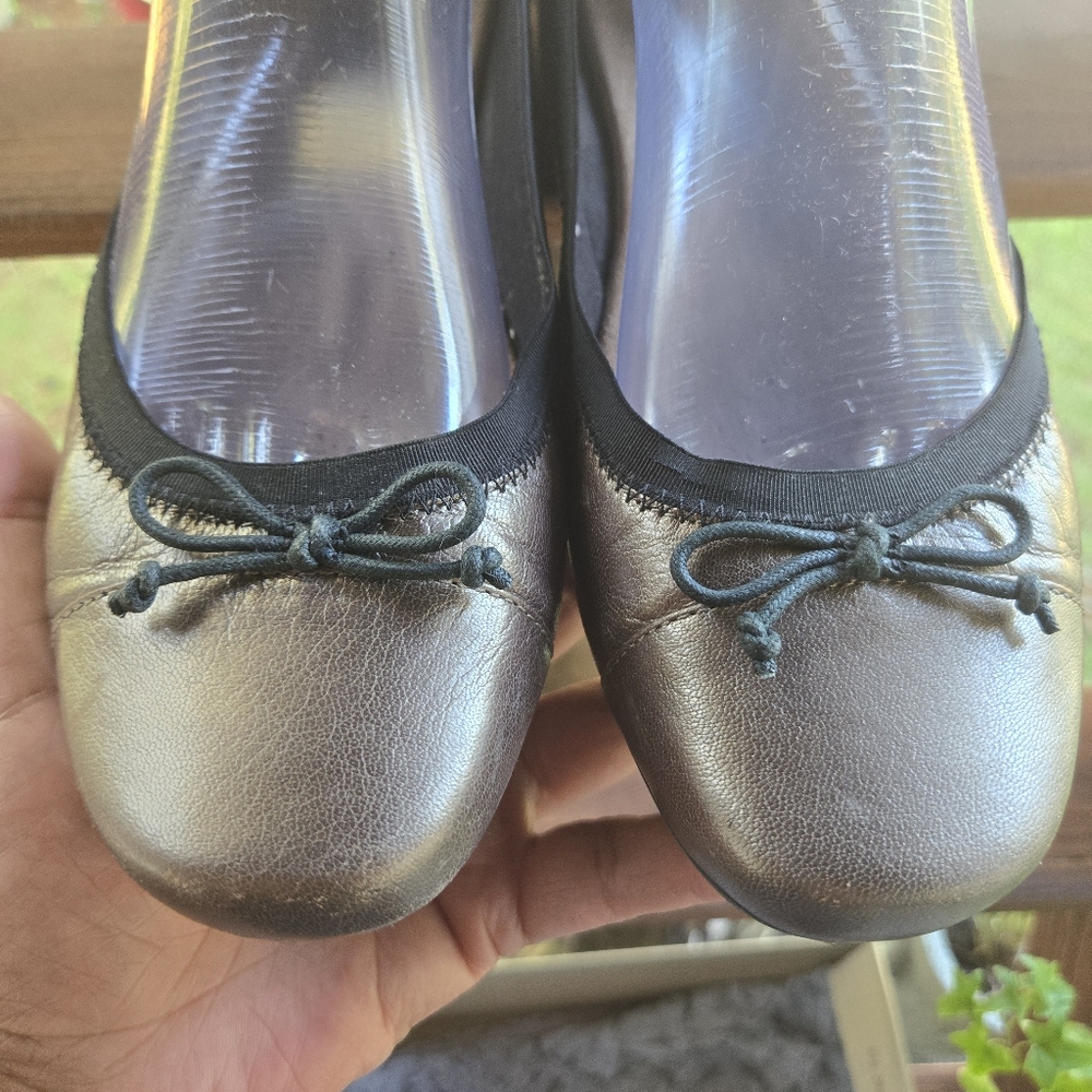 Clarks Blanche Nora Champagne Gold Metallic Leather Ballet Flat Size 8.5 - Picture 6 of 13